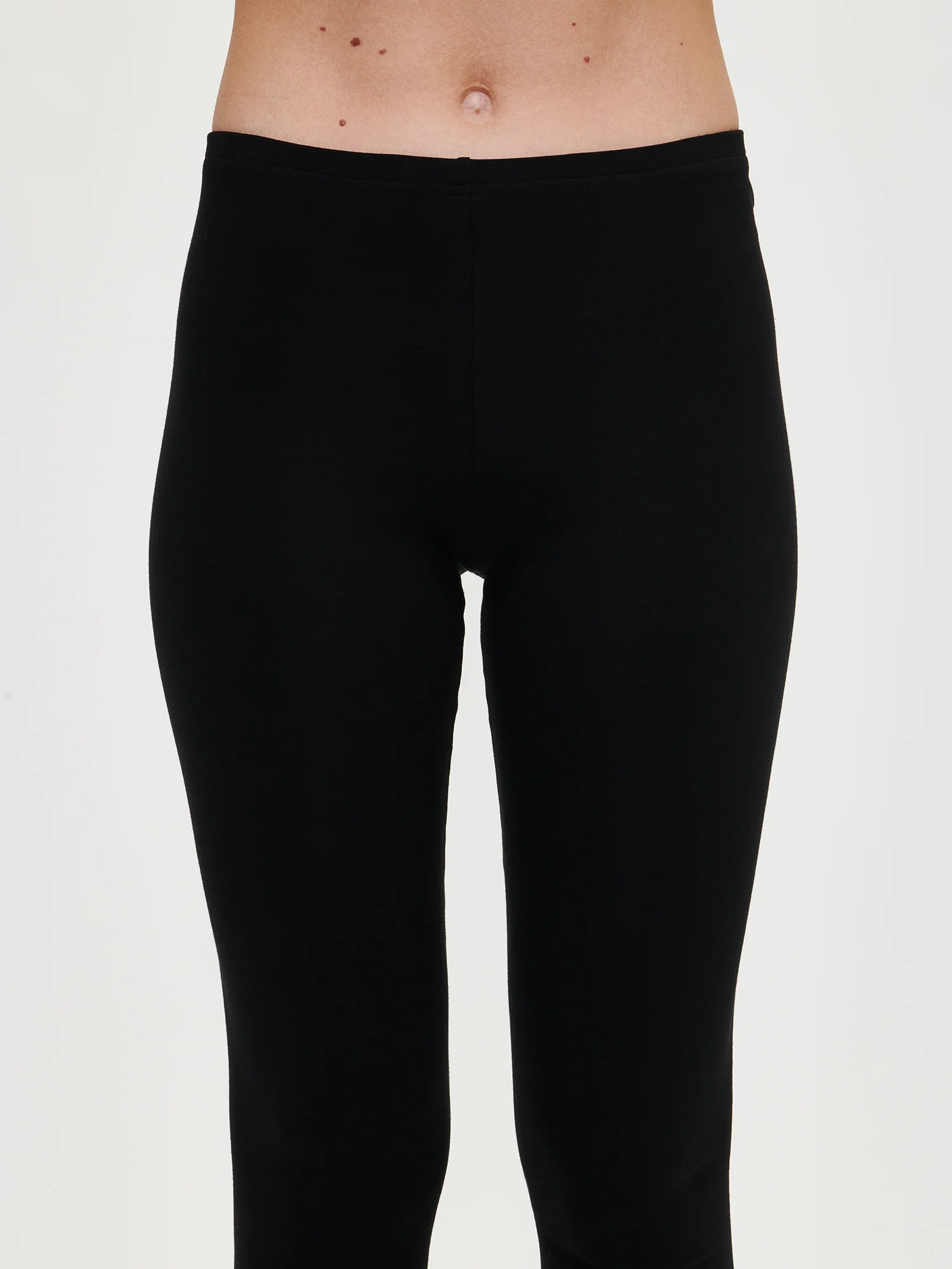 BASIC SOFT leggingsit - musta