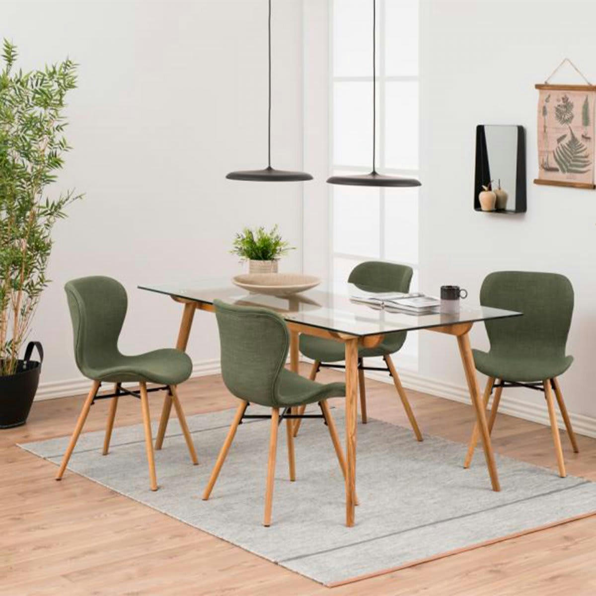 MATILDA - Lot de 2 chaises en tissu pieds bois vert