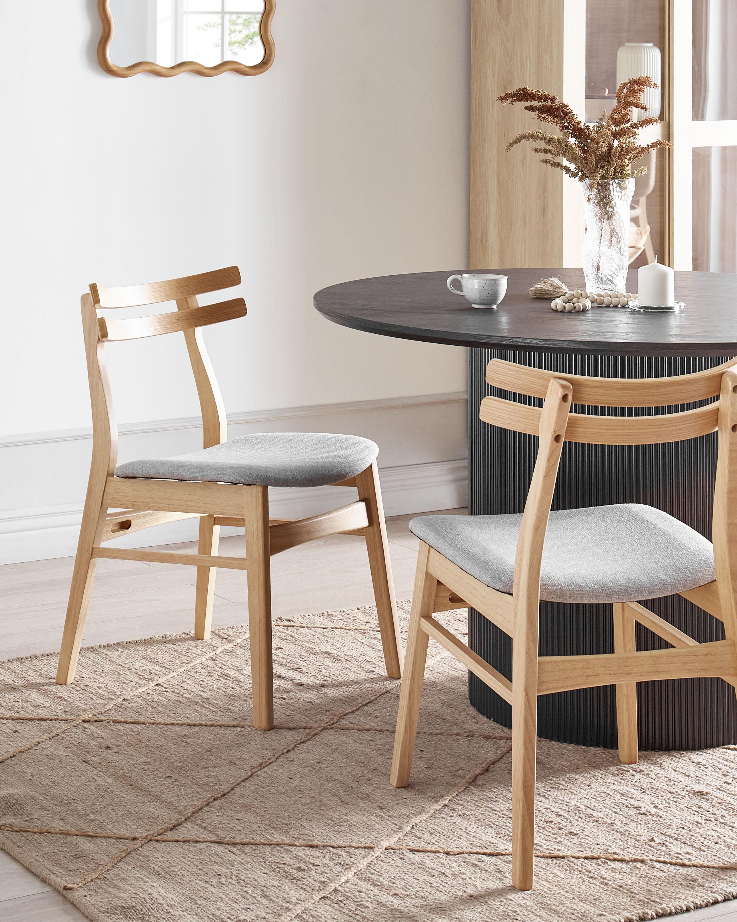Set of 2 Dining Chairs CYNTHIANA Wood Light Brown/ Grey