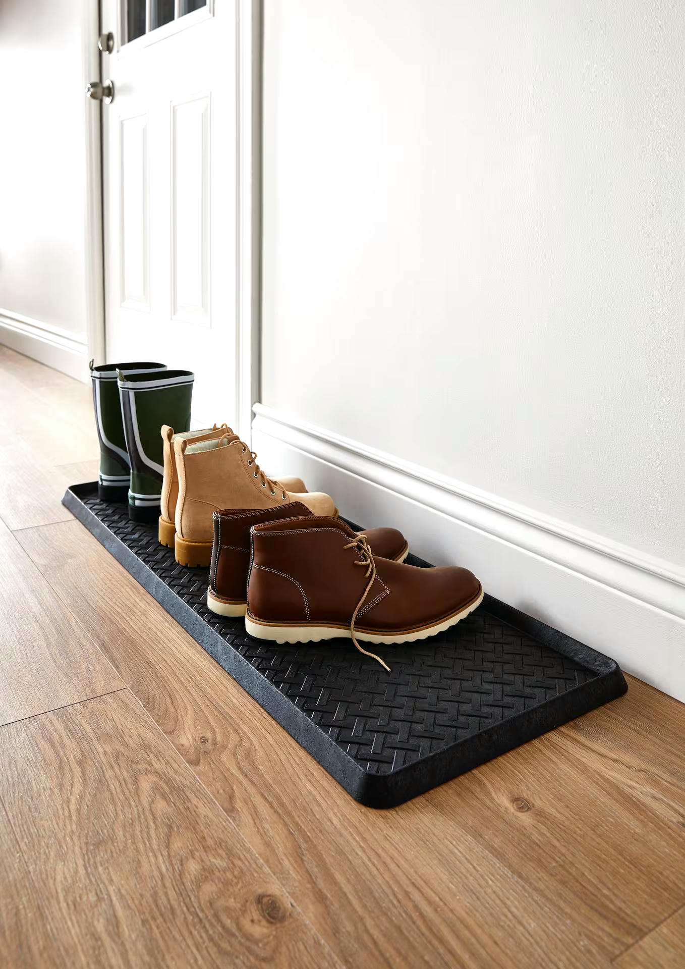 For Living Boot Tray, Black, 14-in x 38-in