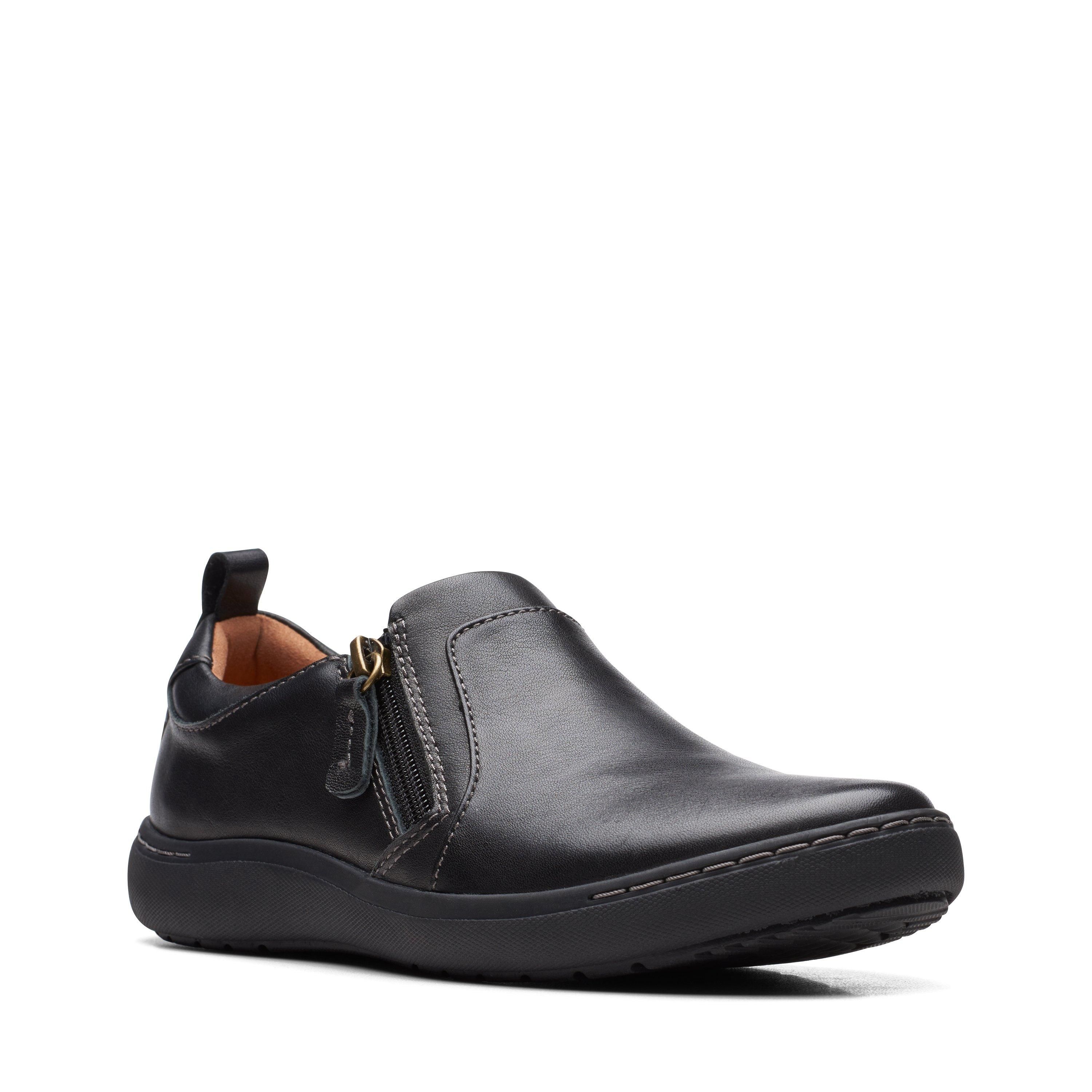 Clarks Nalle Lilac Black Leather Slip Ons