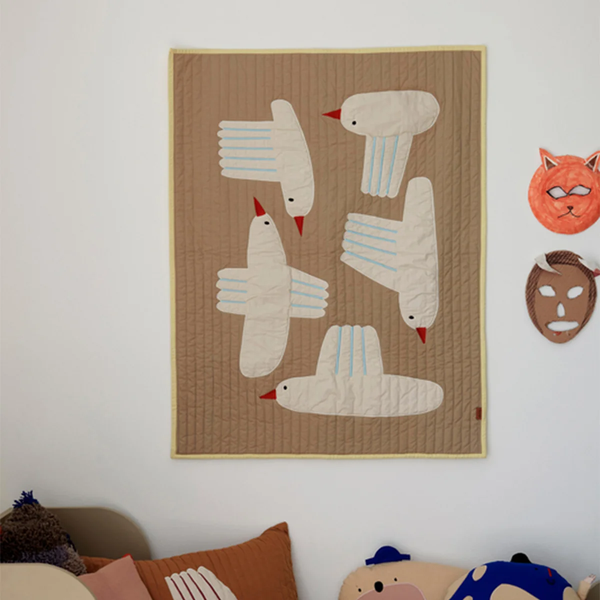 Ferm Living - Bird Quilted Decke, sand