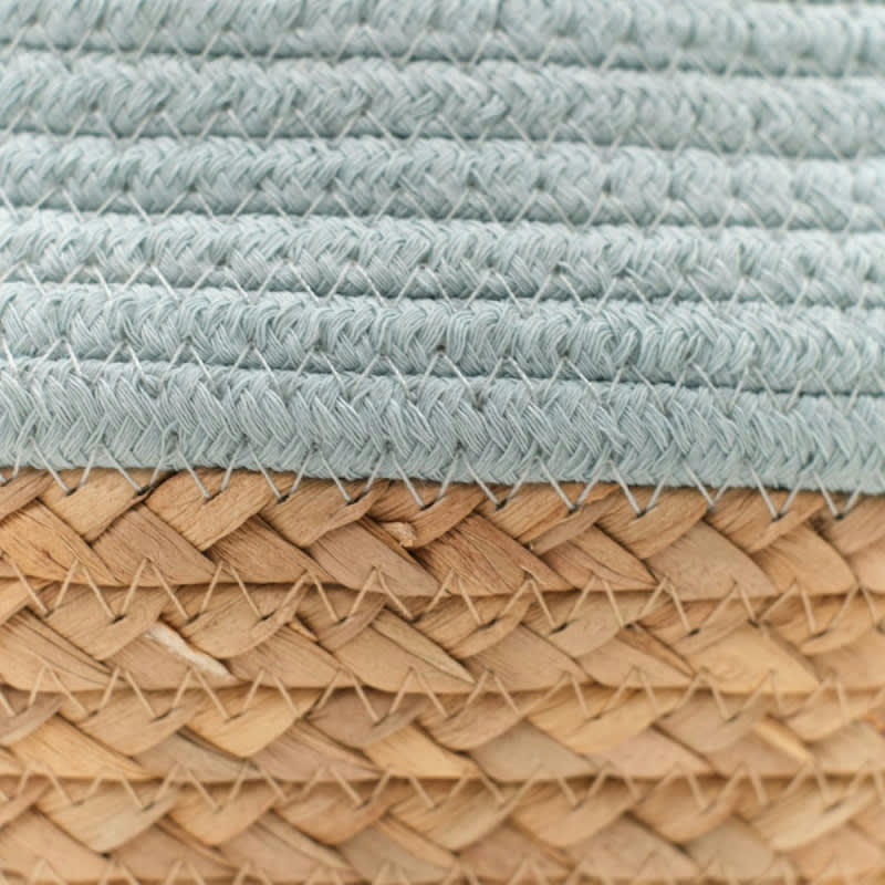 LA FACTORY - Panier rond tressé en coton bleu céladon 27x23