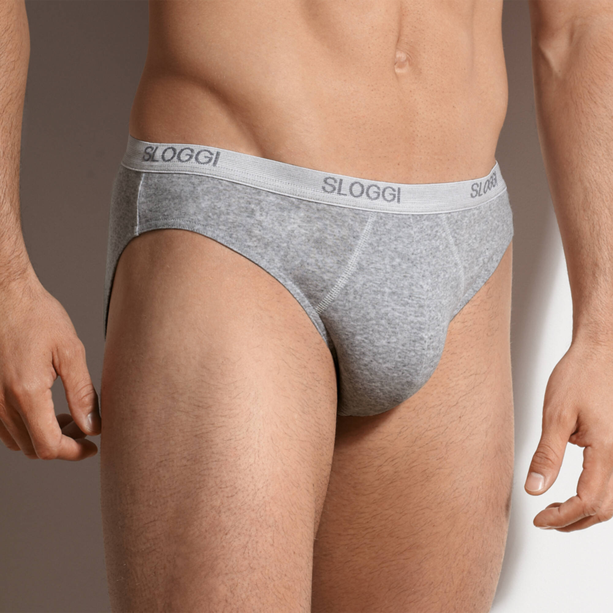 Slip fermé forme mini