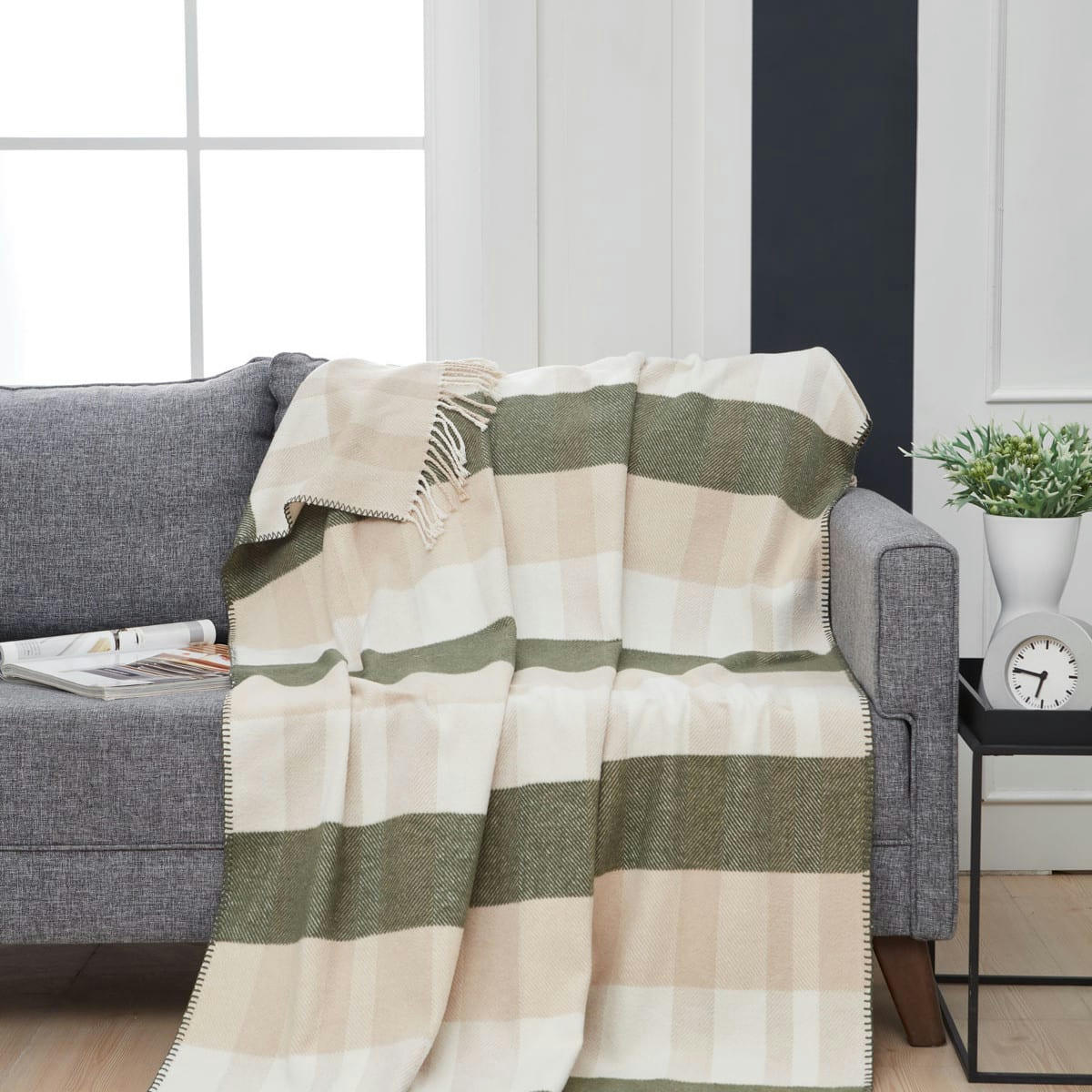 POLARIS - Plaid à franges chaud Eucalyptus 130x170 cm