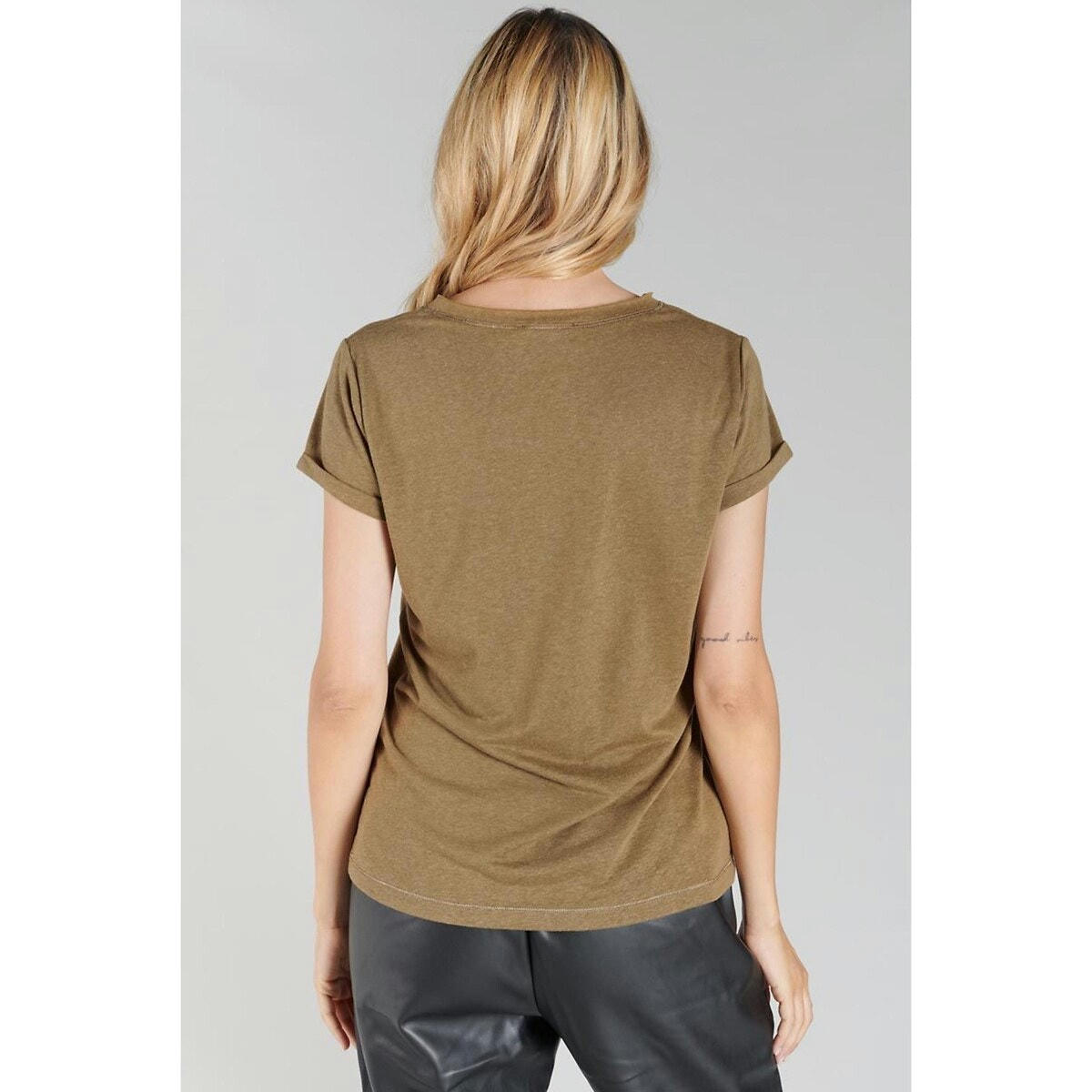 T-shirt manches courtes, col V