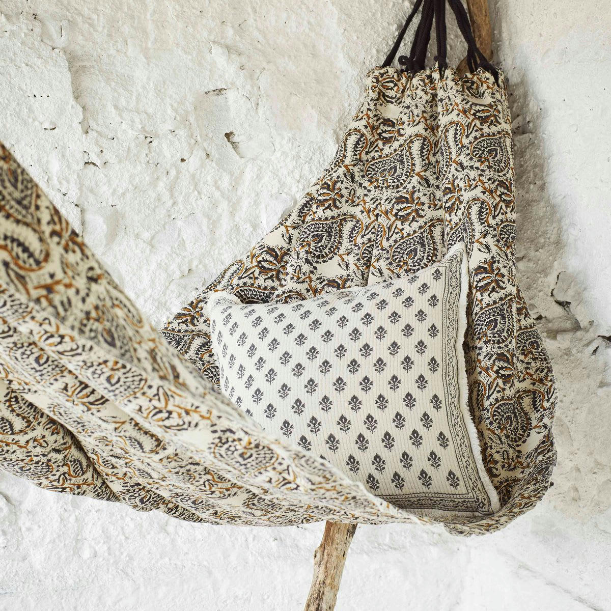 - Coussin en coton noir et blanc - 50 x 50 cm