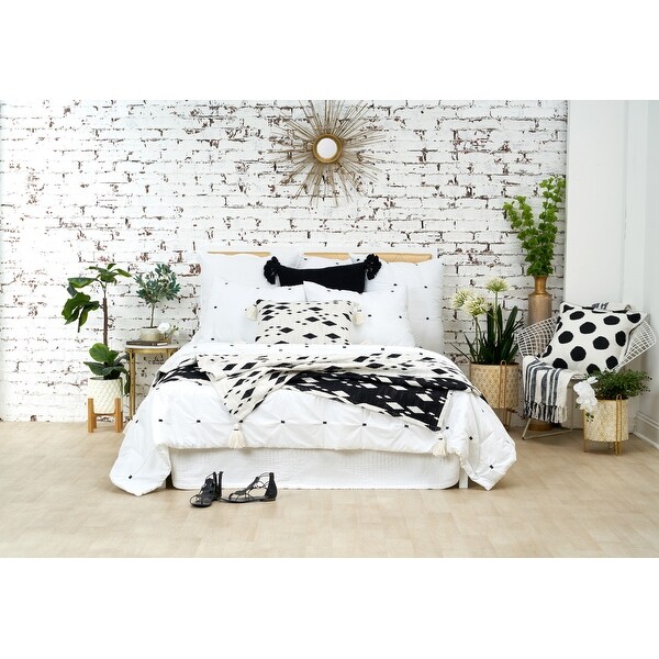 Dot Embroidery Standard Sham