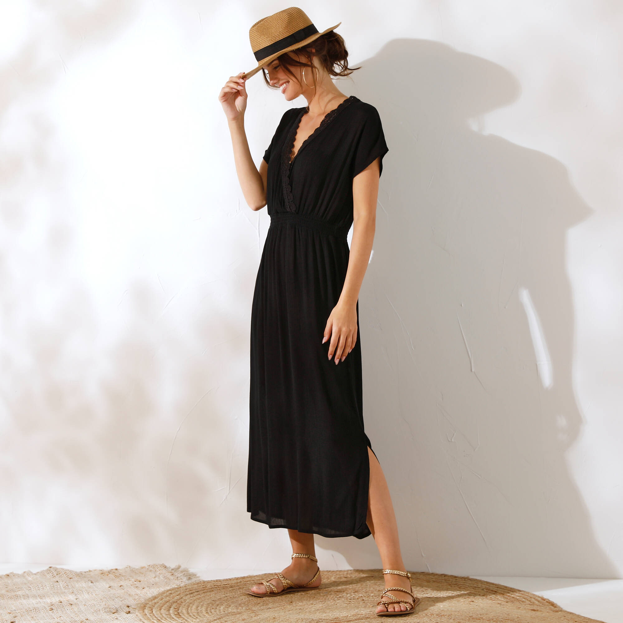 Robe longue crépon, détail macramé