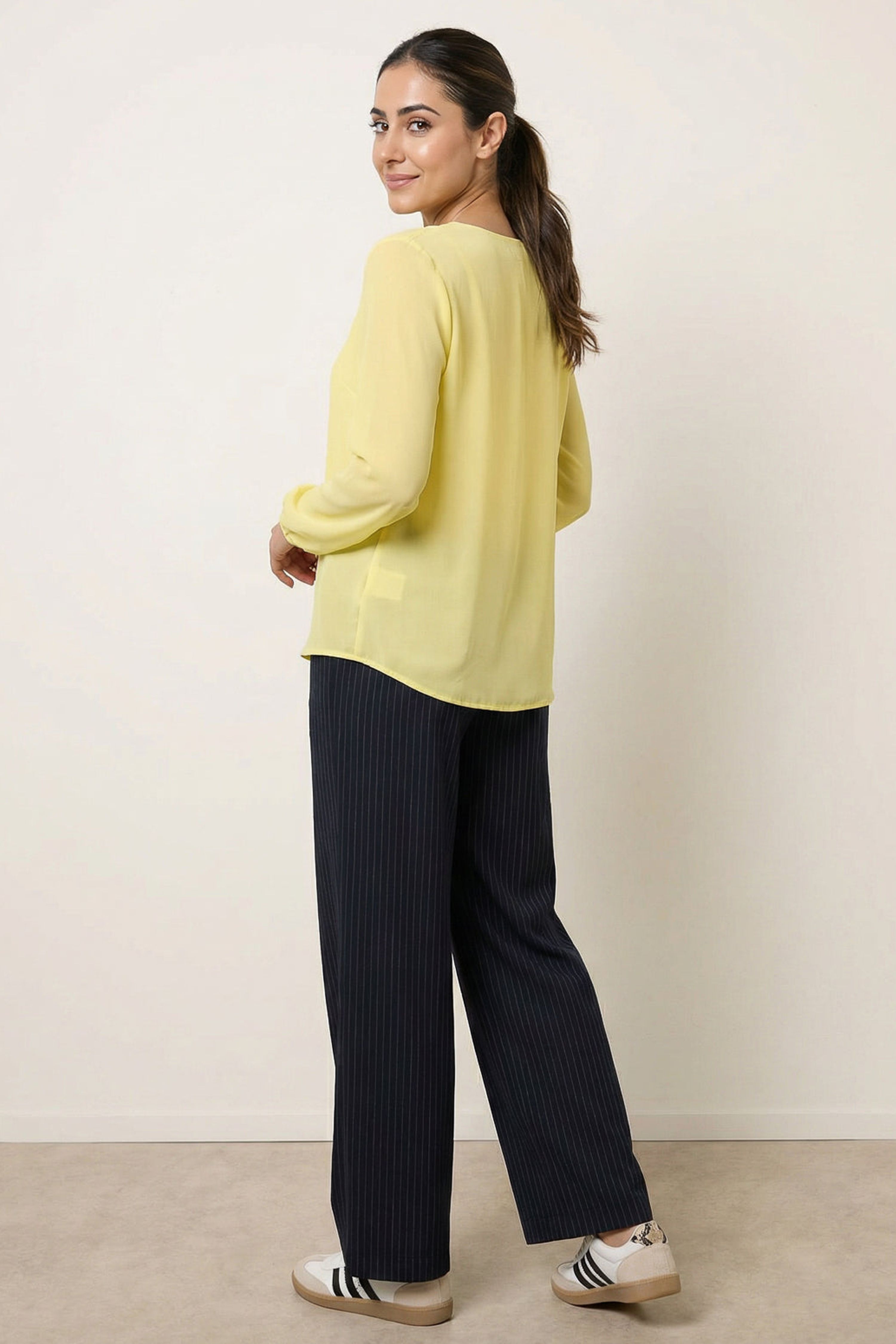 Blue Vanilla Lemon Long Sleeve Pleated Top