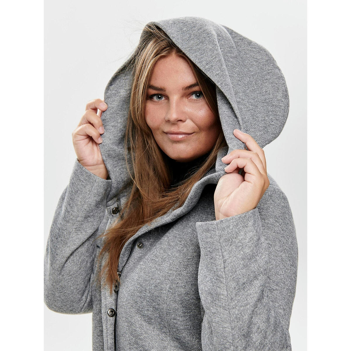 Manteau léger, capuche large