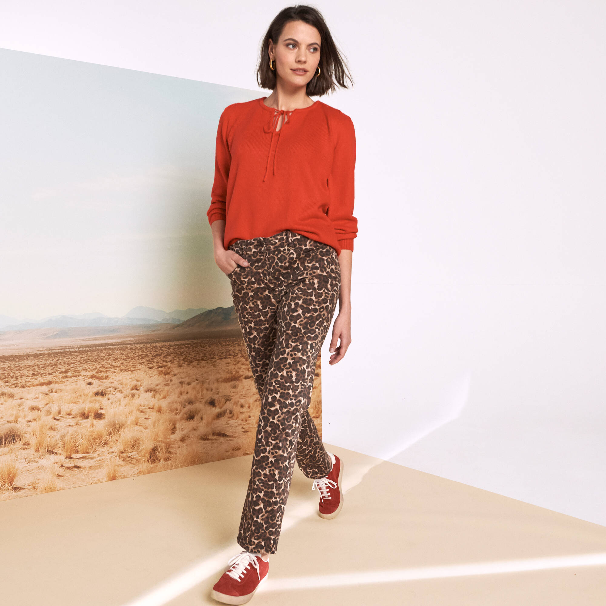 Pull col rond, détail à nouer