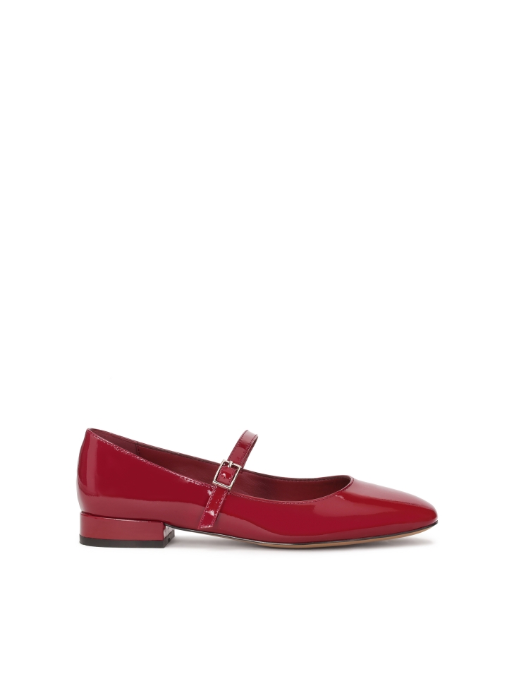 Maroon patent leather Mary Jane pumps
