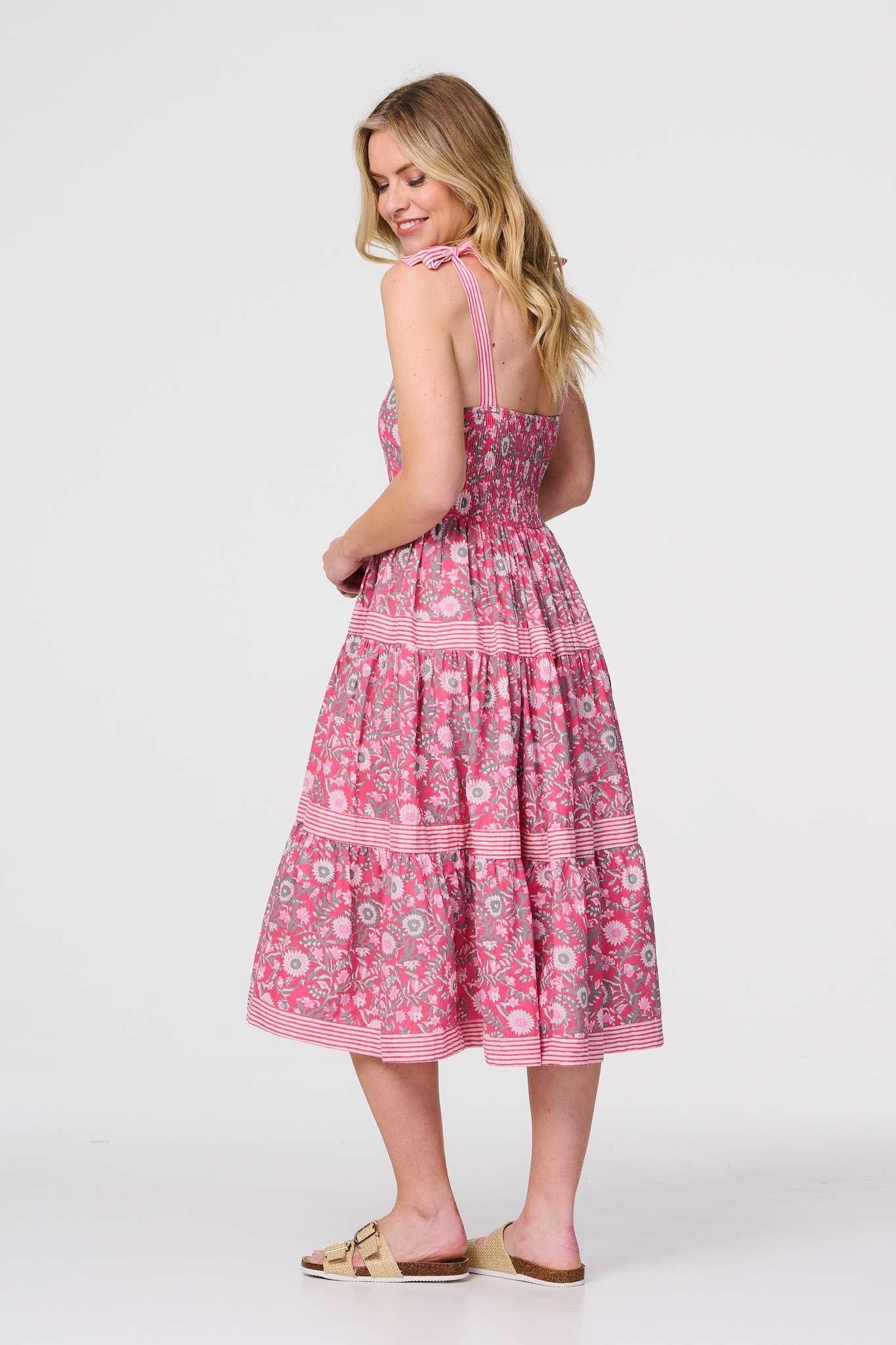 Izabel London Floral Sleeveless Tiered Sun Dress