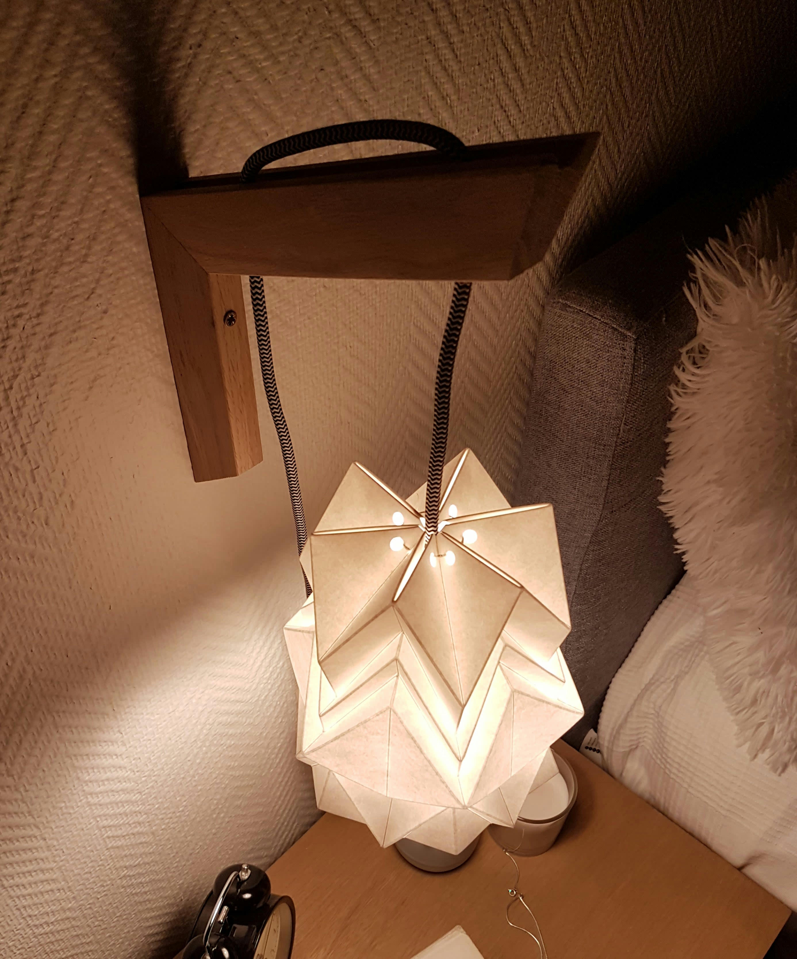 HOUSEKI - Petite suspension origami design en papier
