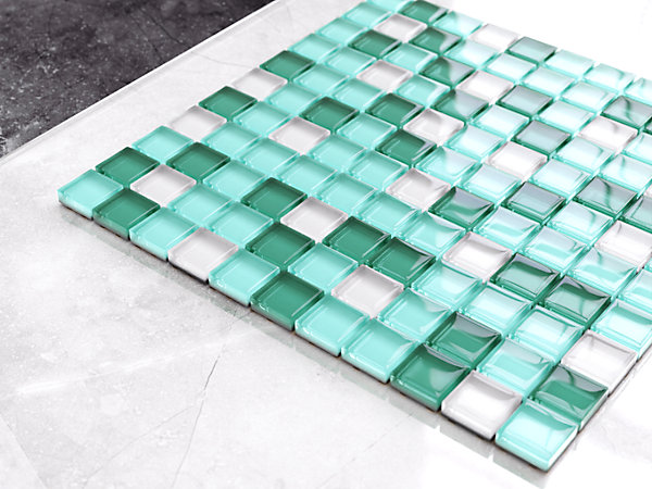 Mosaïque en verre sur filet pour salle de bain ou cuisine 30 cm x 30 cm - Winter frost