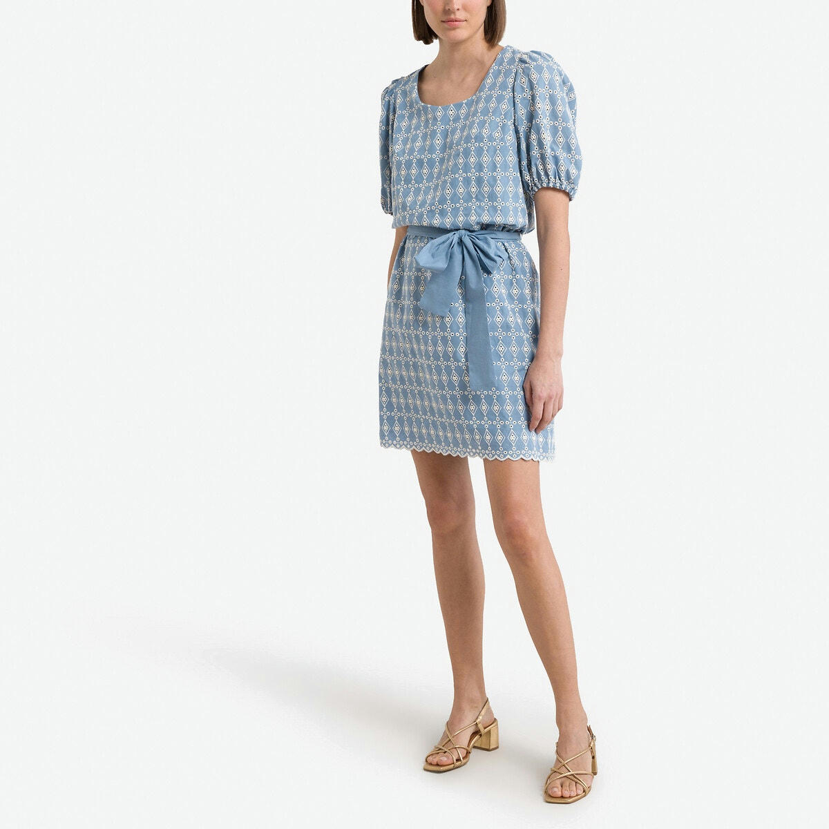 Robe encolure carrée, manches courtes, Princesse
