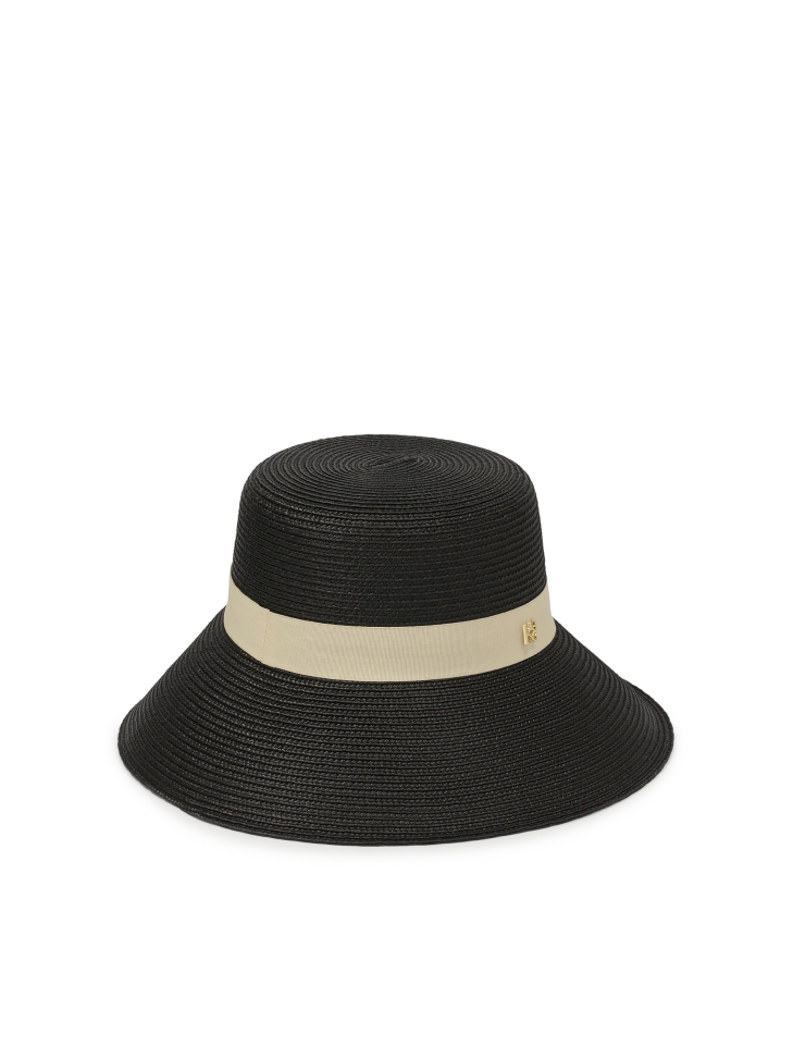 Black hat with beige brim