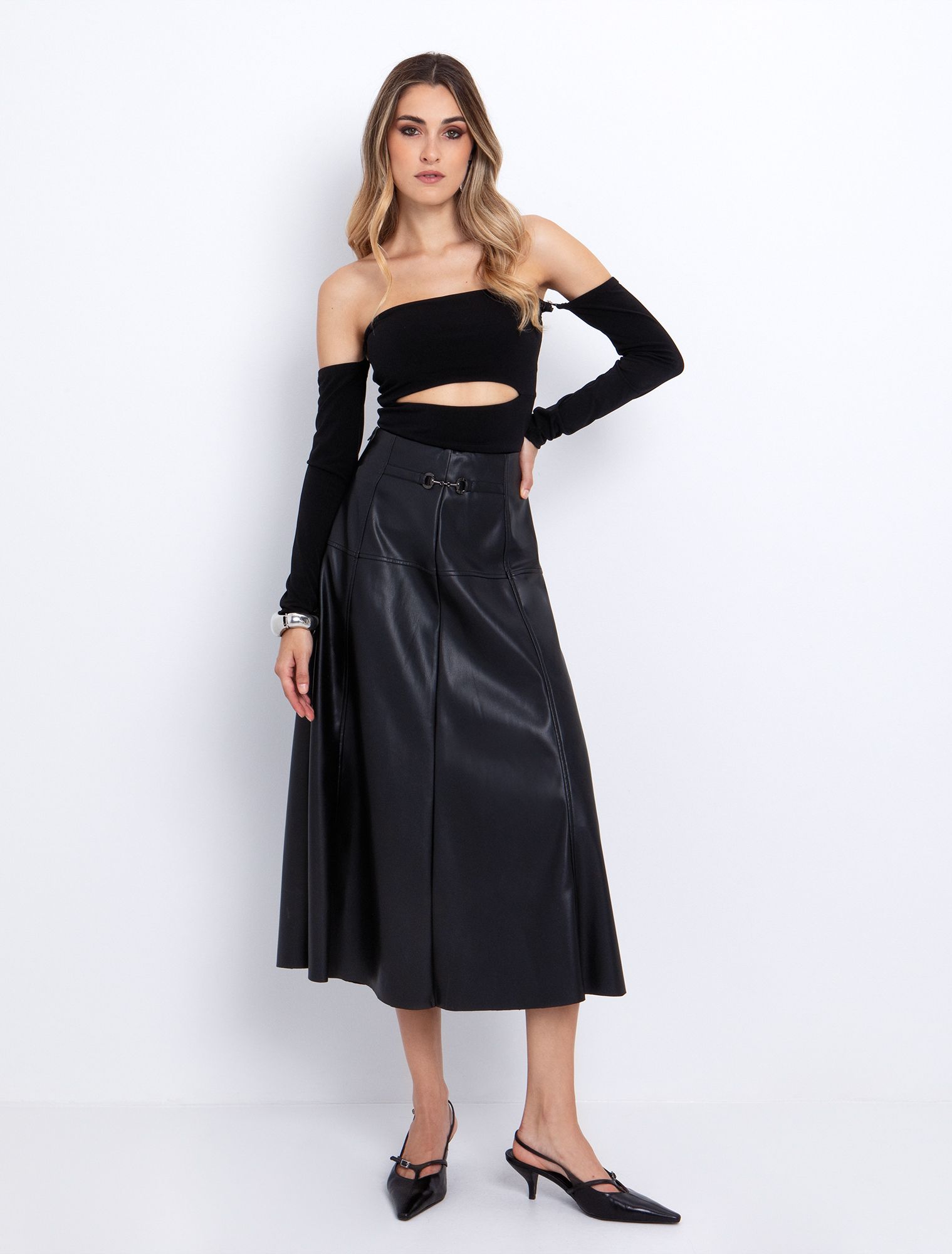 Strapless τοπ με μανίκια