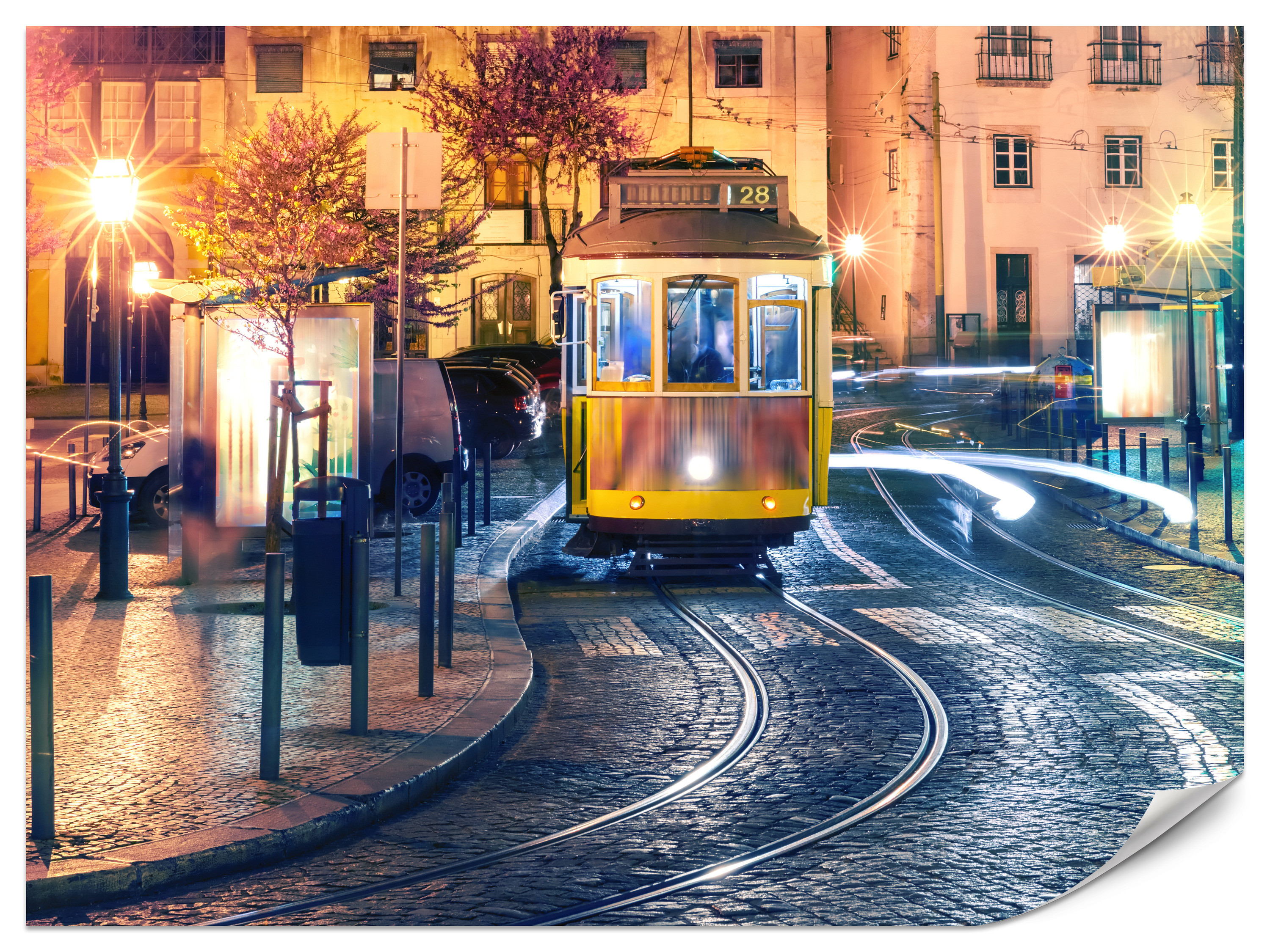 Fototapeta Tramwaj w Lizbonie nocą 150x105cm