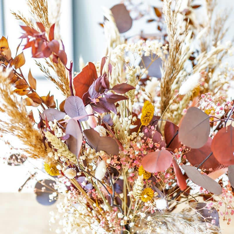 - Bouquet de fleurs séchées à base de pampa naturelle