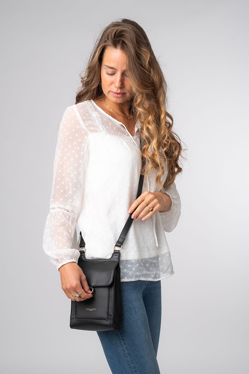 Pure Luxuries London Erma' Leather Cross Body Bag