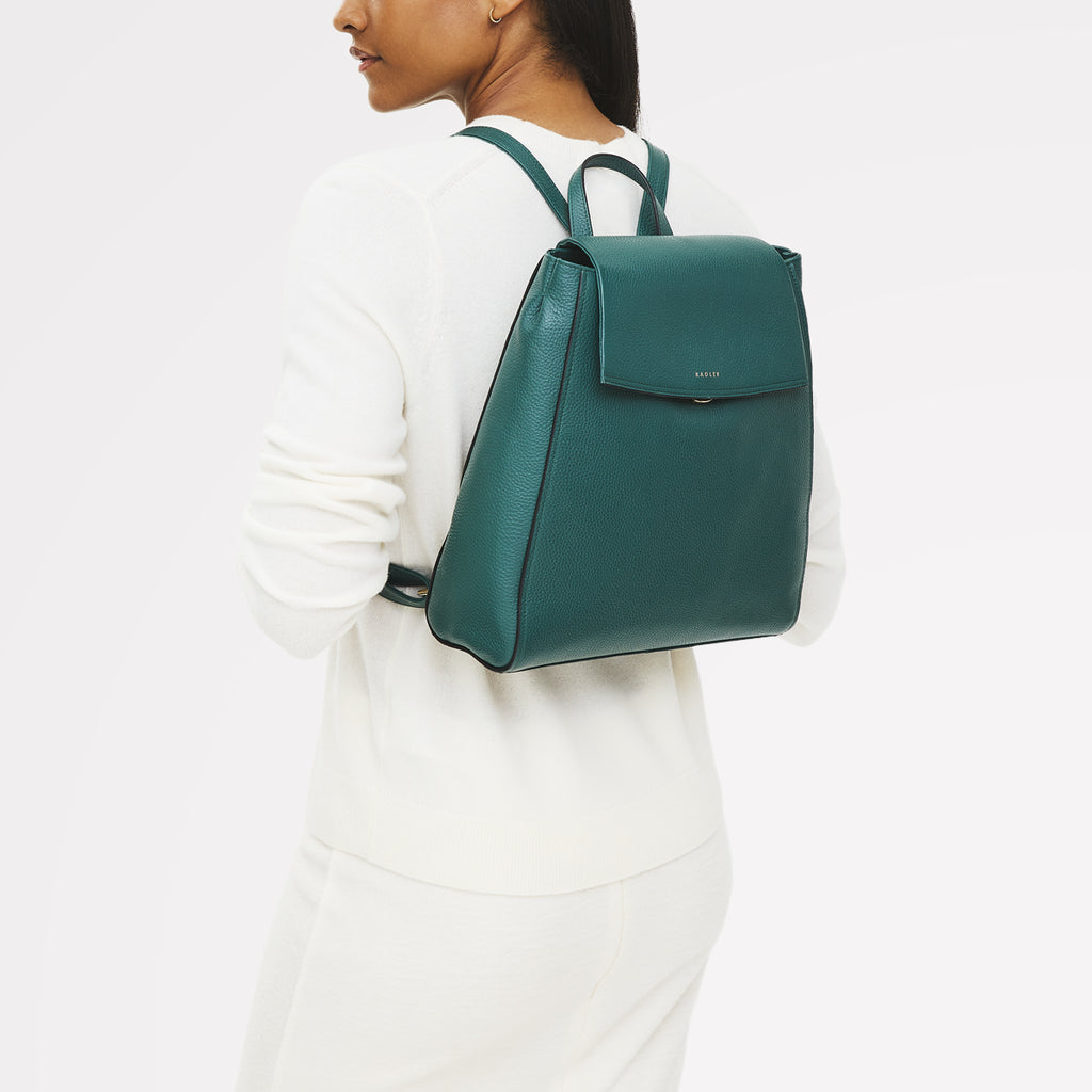 Pickwick - Medium Flapover Backpack