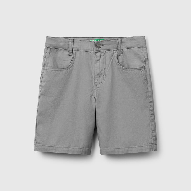 Lightweight bermudas