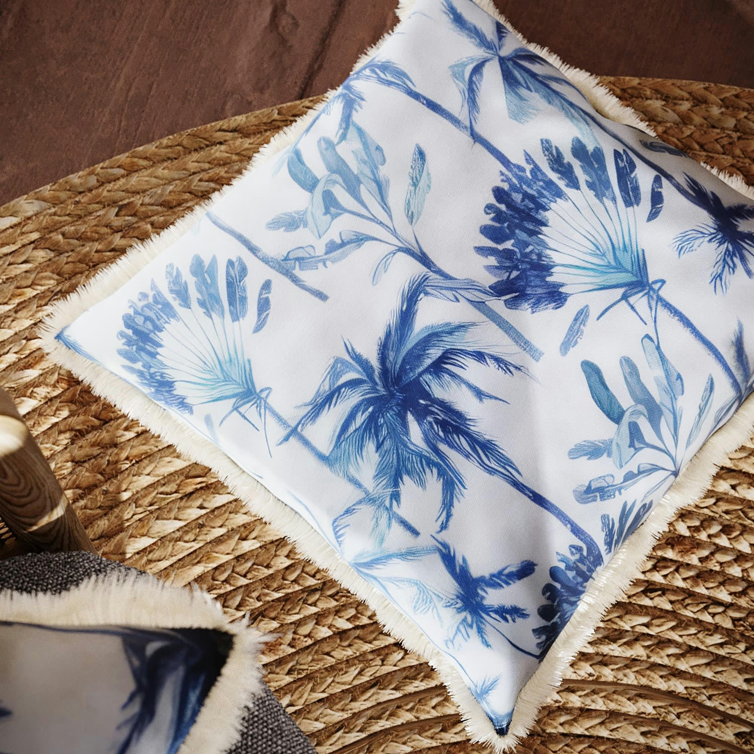 DAKAR - Coussin carré feuillage tropical bleu