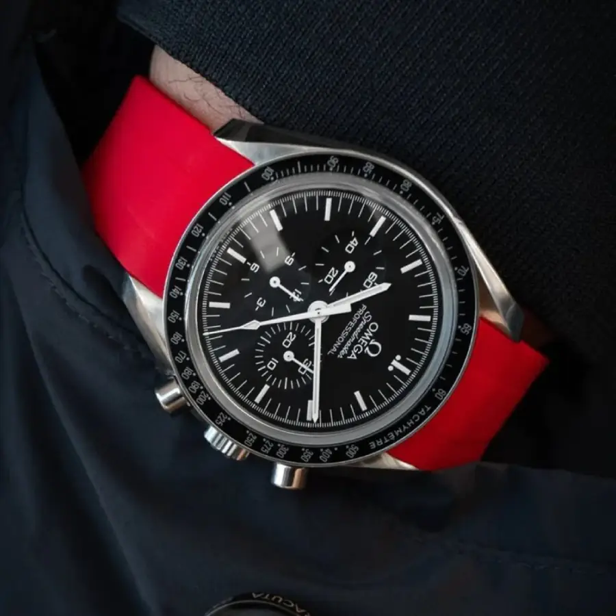Omega – Speedmaster –  Rubber Strap – Red