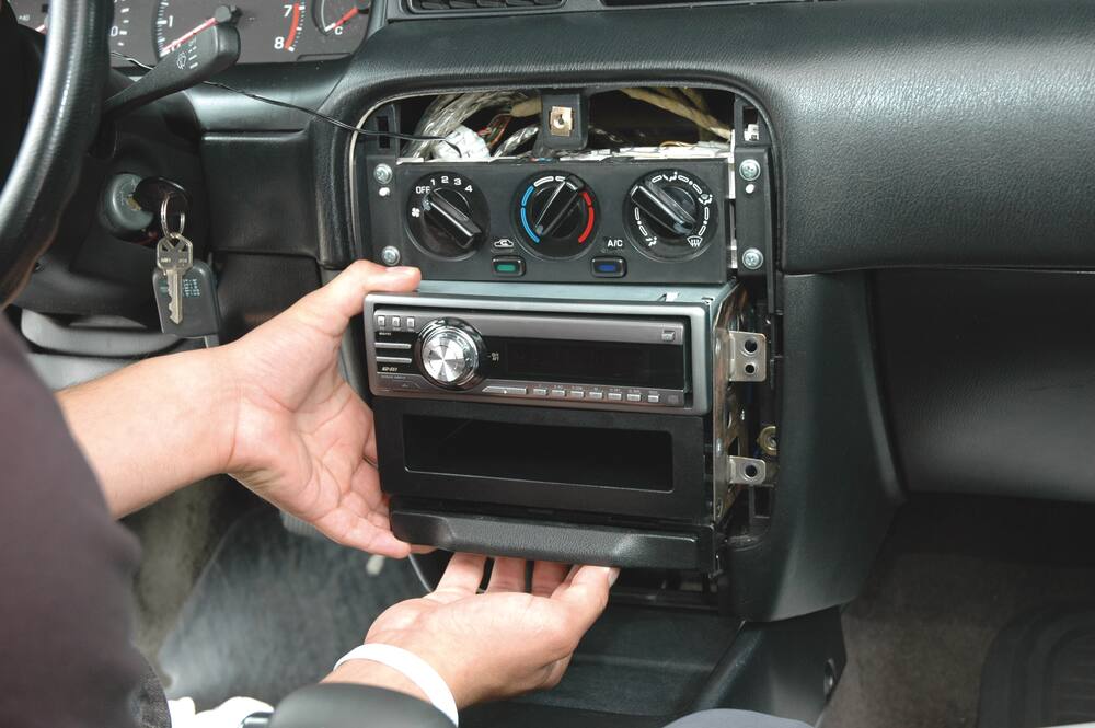 Scosche Dash Install Kit for 1982-2004 Honda/Nissan Vehicles