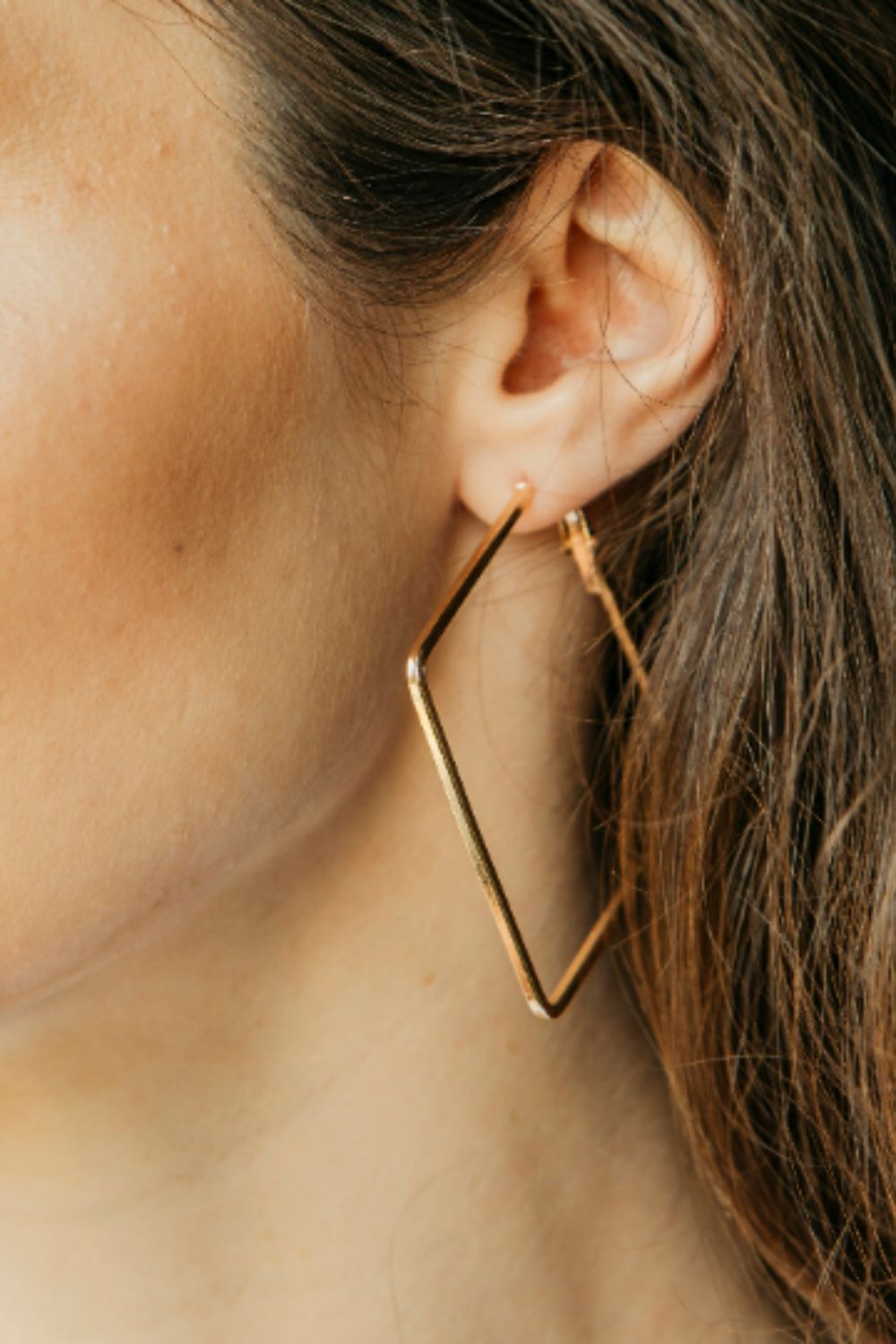 The Colourful Aura Thin Line Square Large Hoop Earrings (2 Inch)