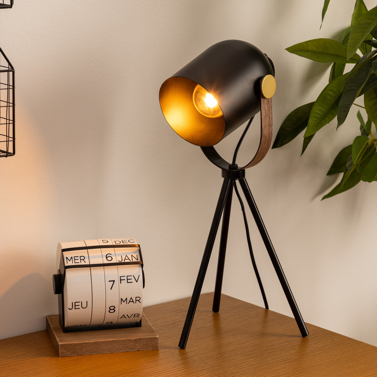 Tripod lamp "Bil" Black, H.45 cm