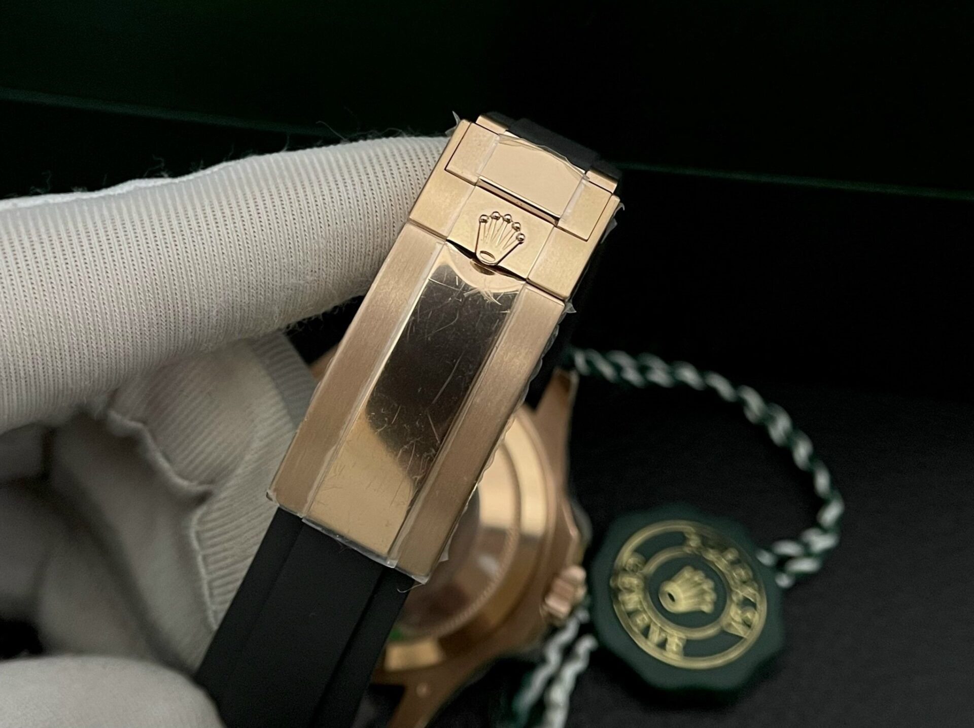 Rolex Yacht-Master RG Plated Black Dial 40mm Oysterflex EWF Replica