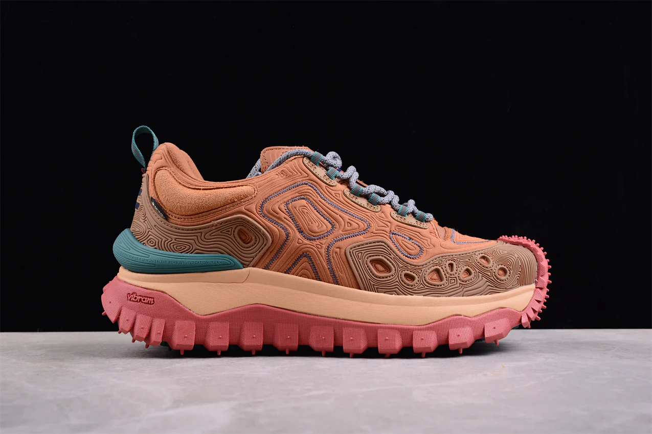 Moncler Genius Trailgrip Grain Salehe Bembury "Orange"