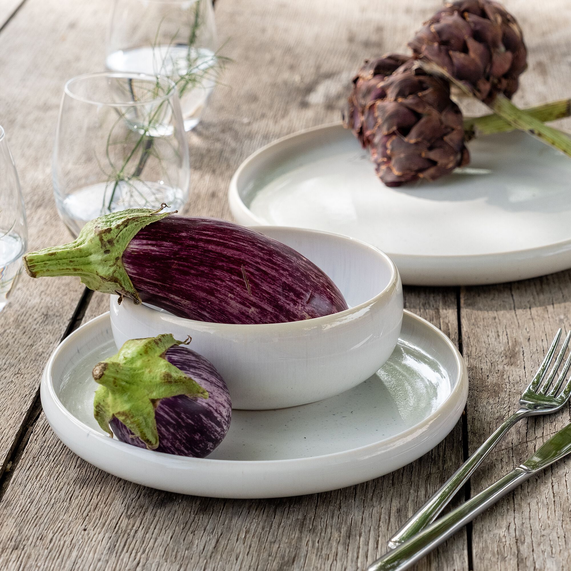 PITTA - Assiette plate en grès moucheté D26,5cm - blanc
