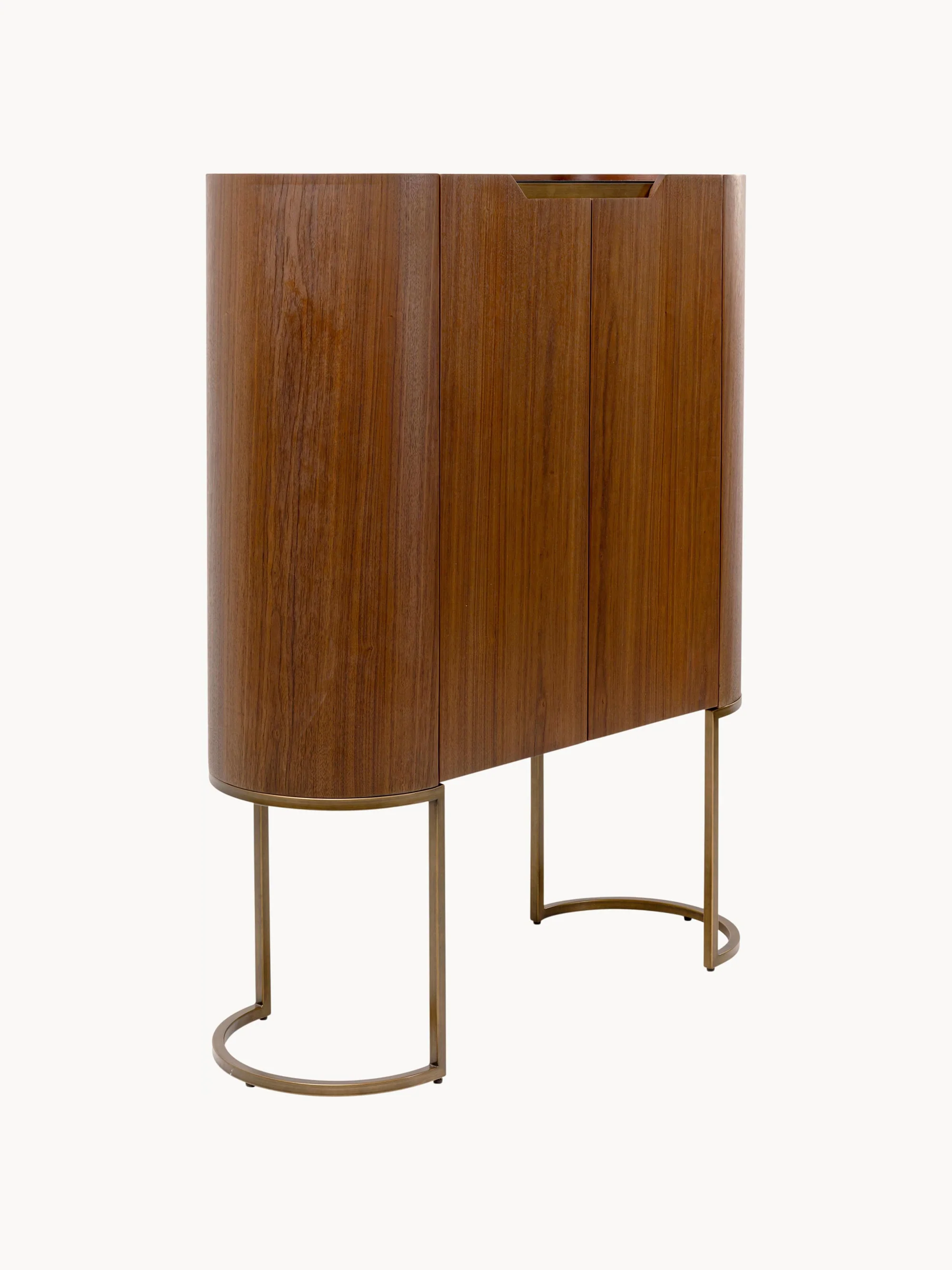 Highboard Giorgio aus Walnussholz