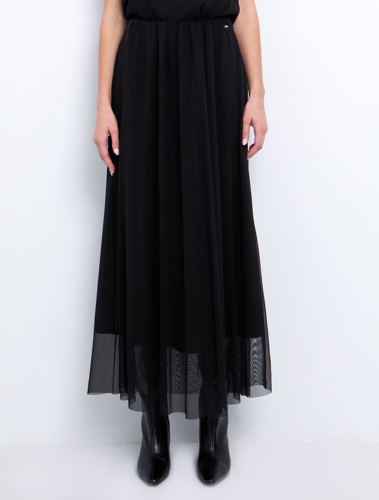 Φούστα από τούλι