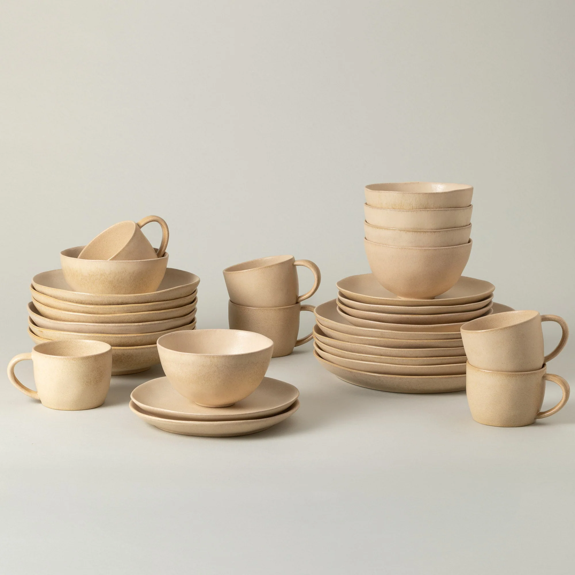 30-Piece Dinnerware Set with Mug Livia