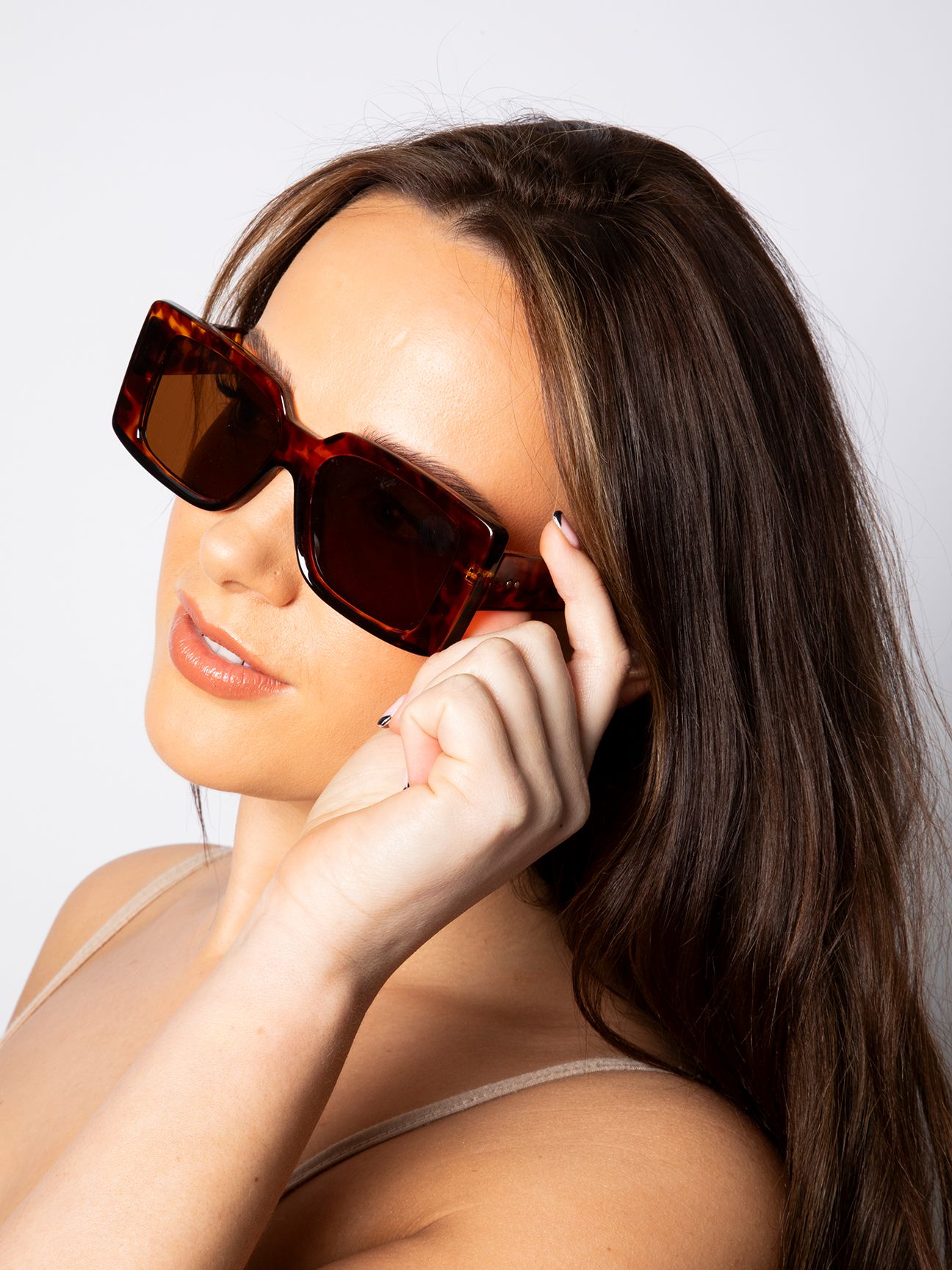SVNX Oversized Square Frame in Tortoiseshell