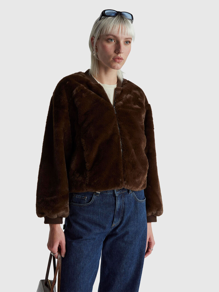 Bomber in faux fur