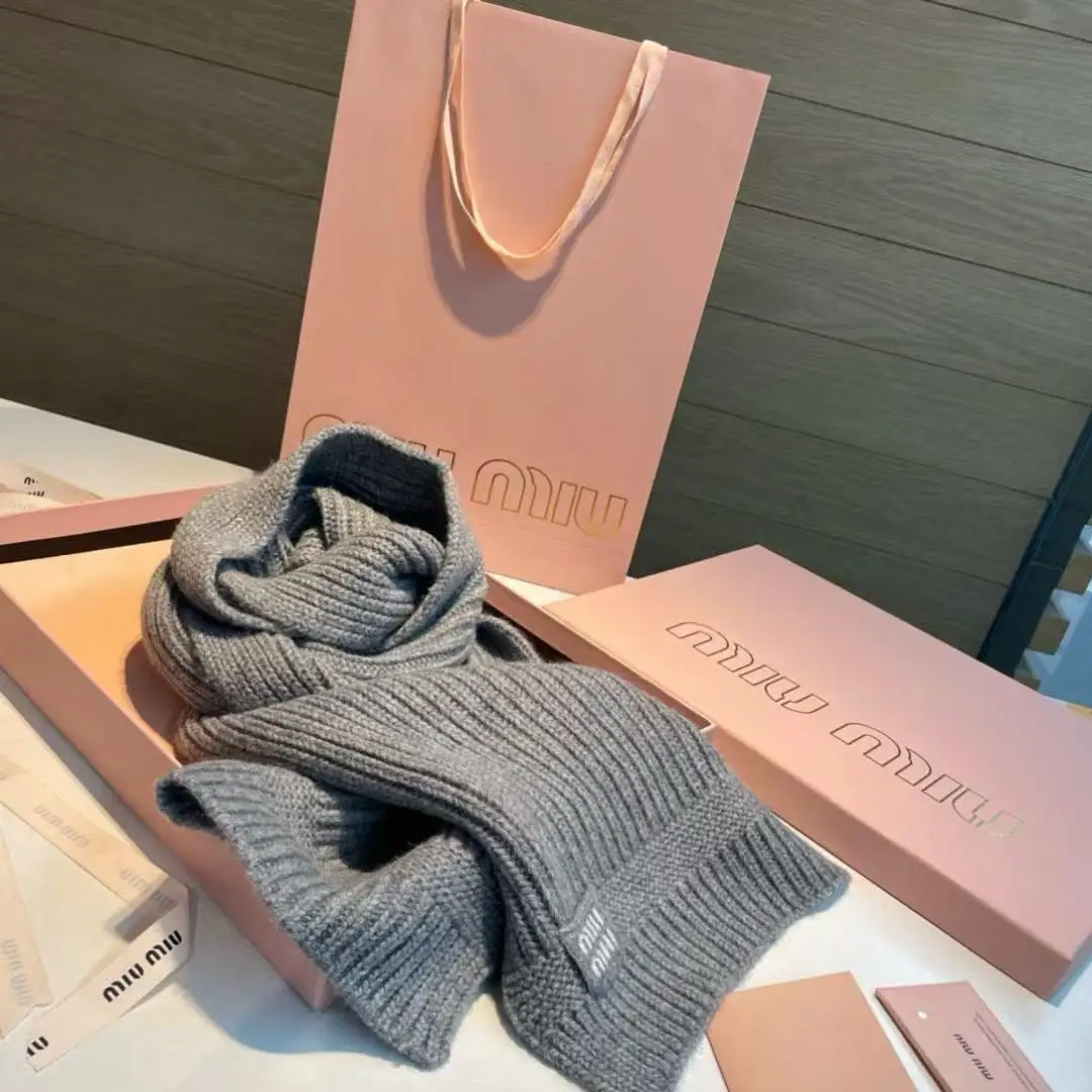Miu Miu Cashmere scarf