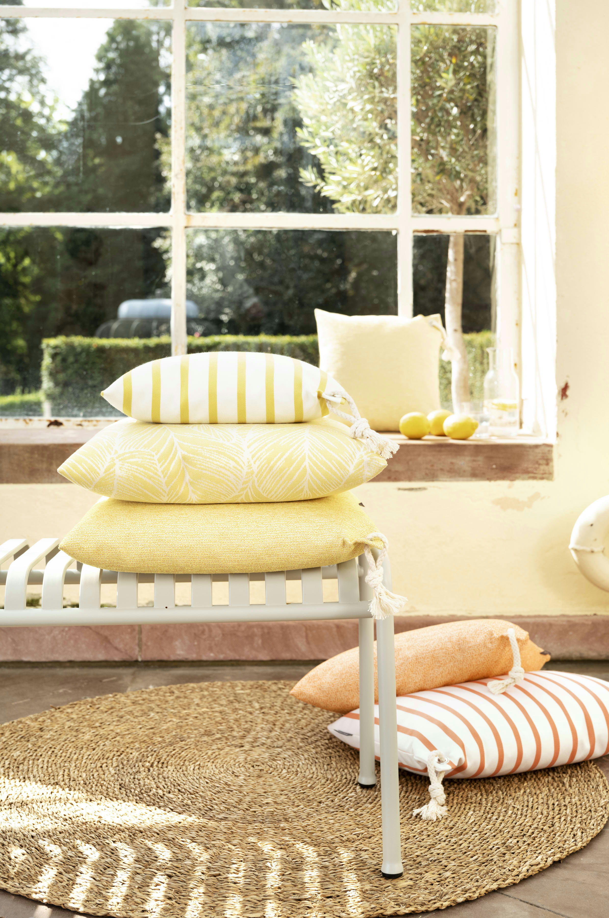 MALTA - Housses de coussin extérieur rayées dralon moutarde - 40x40 - Lot de 2