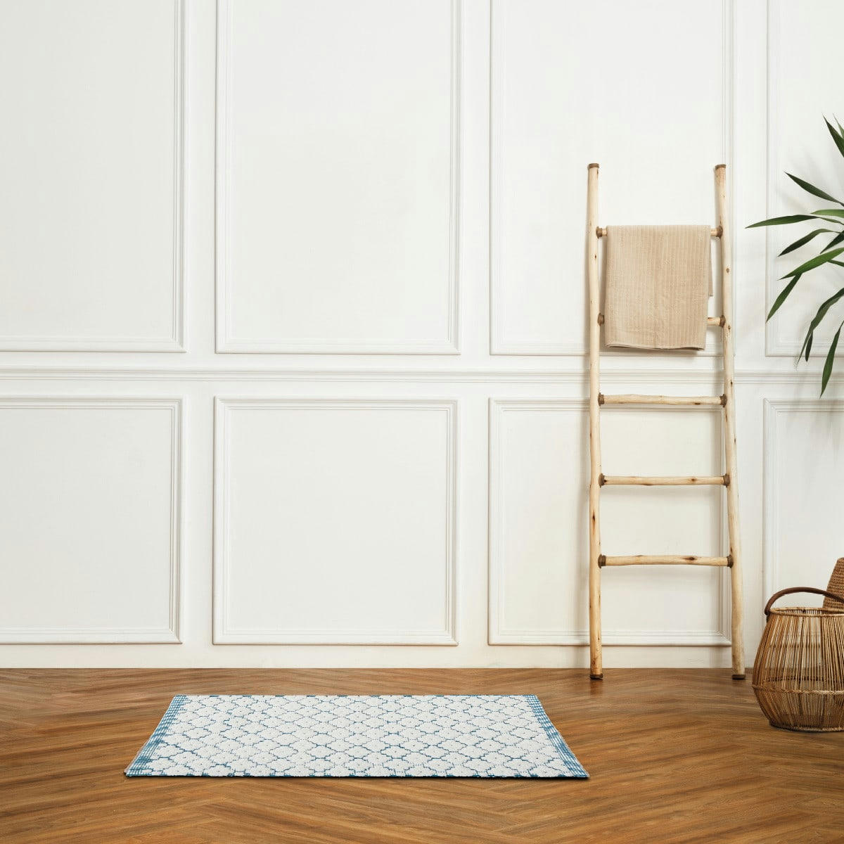 AQUA POOL - Tapis de bain coton fantaisie blanc et bleu 50x80cm