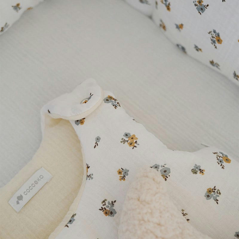 - Gigoteuse bébé en gaze de coton fleurs 6-24 mois