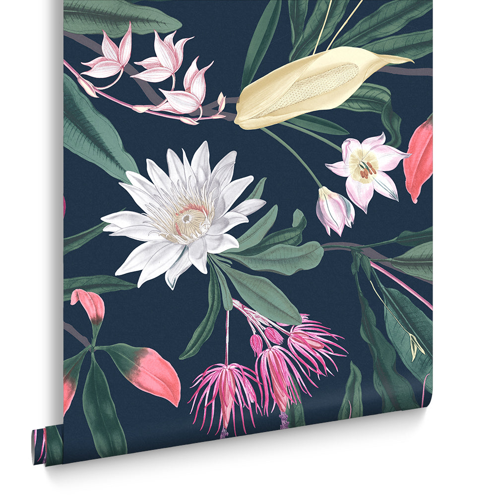 Graham & Brown Vliesbehang - Paradise Midnight - 10mx52cm