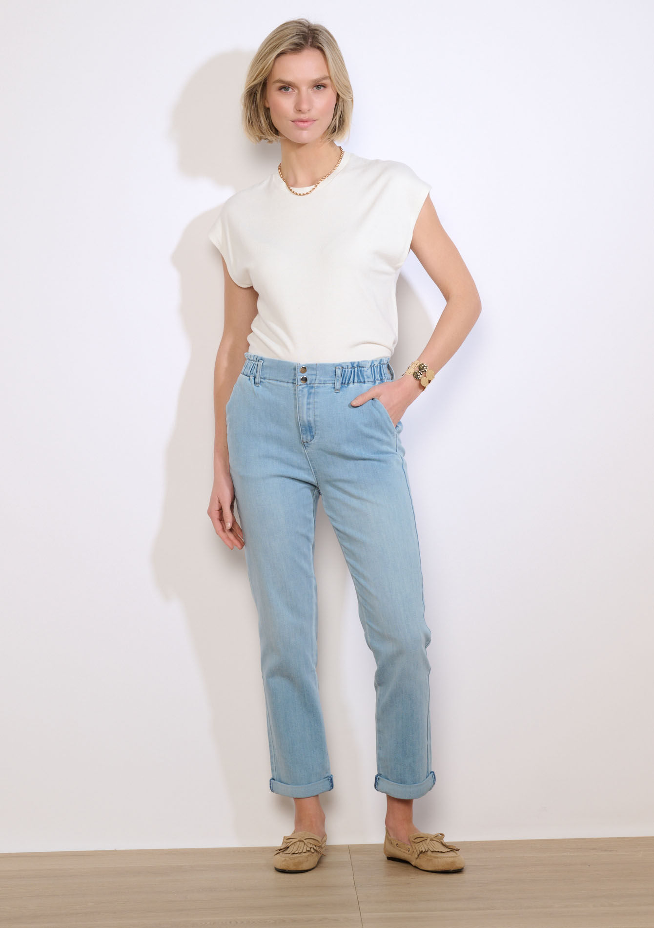 Rechte jeans met paperbag taille