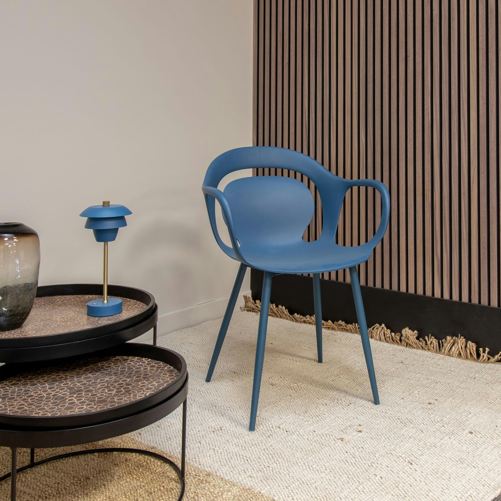 ALAN - Lot de 4 fauteuils de table en polypropylène bleu cobalt