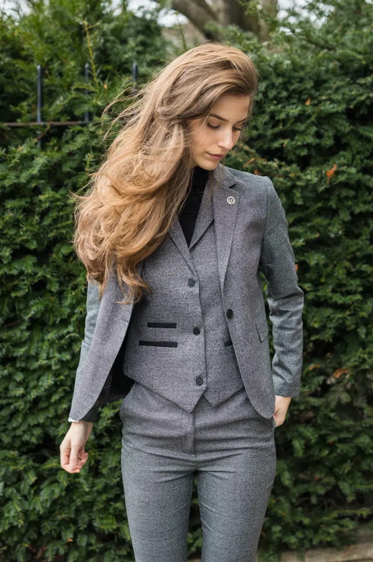 Infinity Leather Women's Three-Piece Tailored Fit Suit in Prince of Wales Check