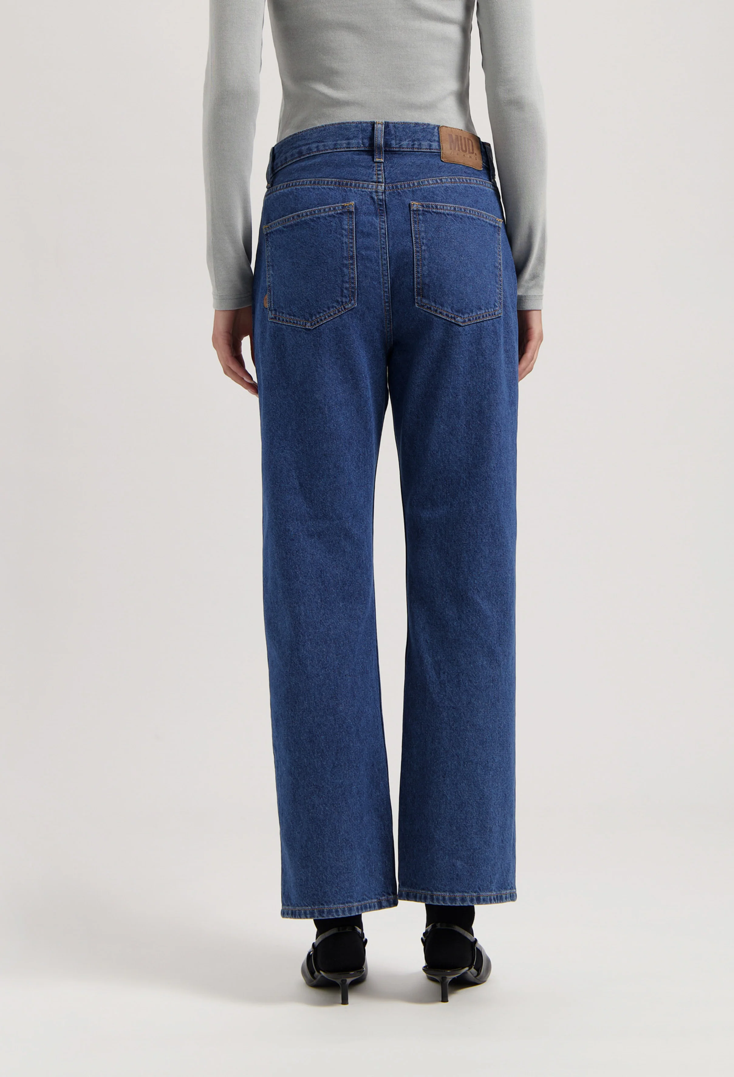 Emma Low Loose - Medium Stone